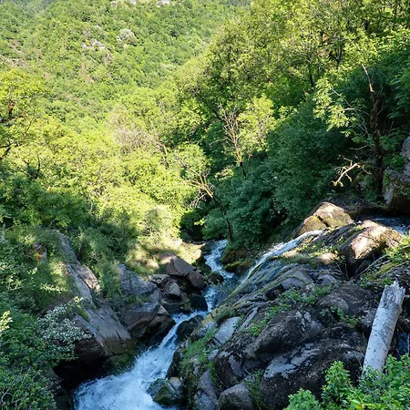 De La Cascade Casa de Férias *