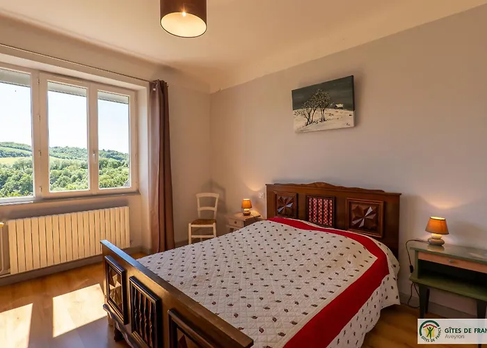 De La Cascade * Villecomtal