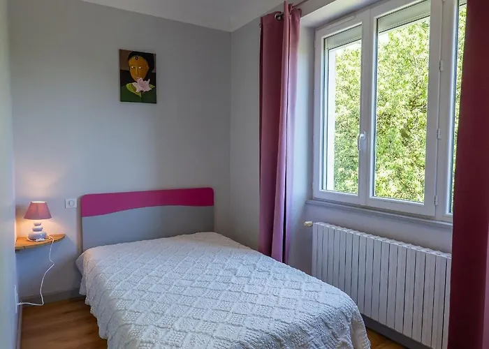 De La Cascade Villecomtal